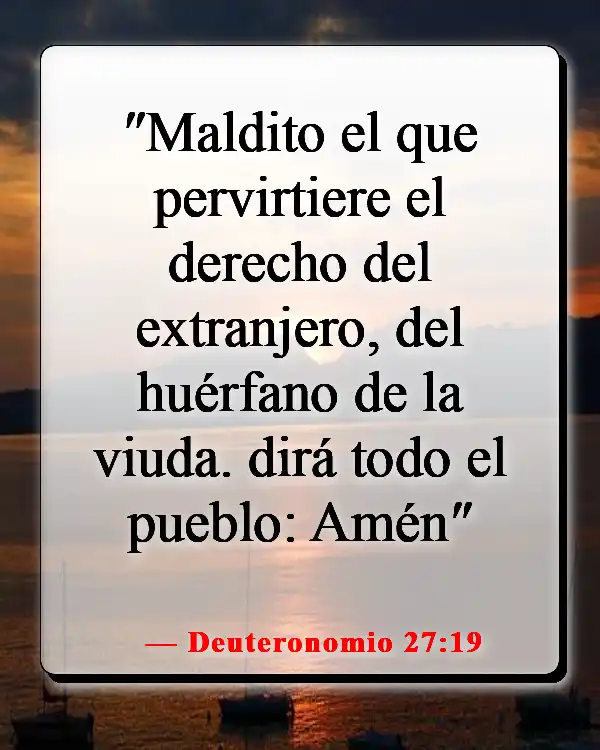 Versículos de la Biblia sobre aprovecharse de los demás (Deuteronomio 27:19)