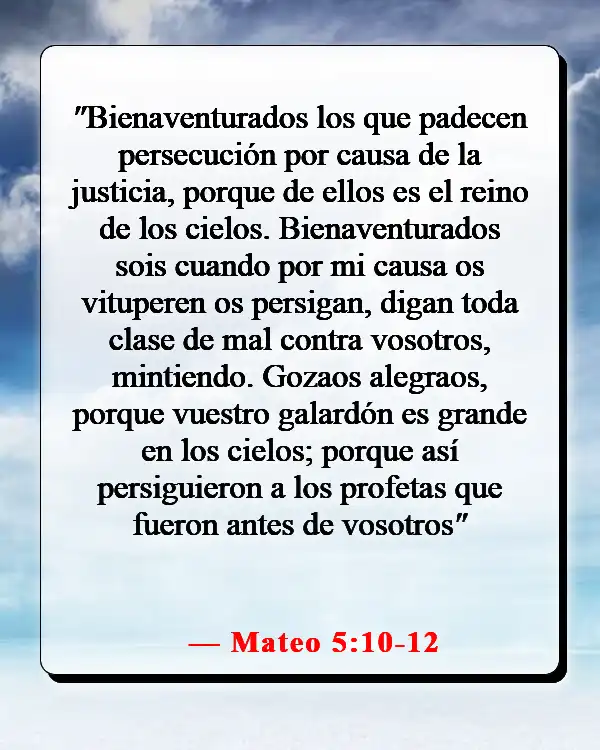 Versículo bíblico sobre las pruebas que nos hacen más fuertes (Mateo 5:10-12)